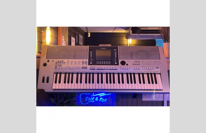 Used Yamaha PSR-S710 Keyboard (SN:BCSL01016) - Image 1
